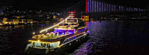 Luxus-Yacht-Tour durch Istanbul inkl. 3-Gänge-Menü + 25% Rabatt!