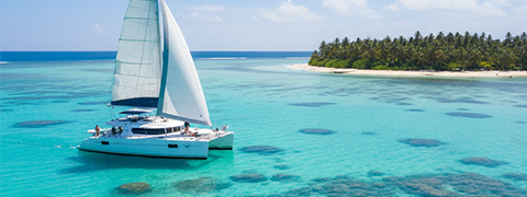Einen Katamaran bei Click & Boat günstig chartern